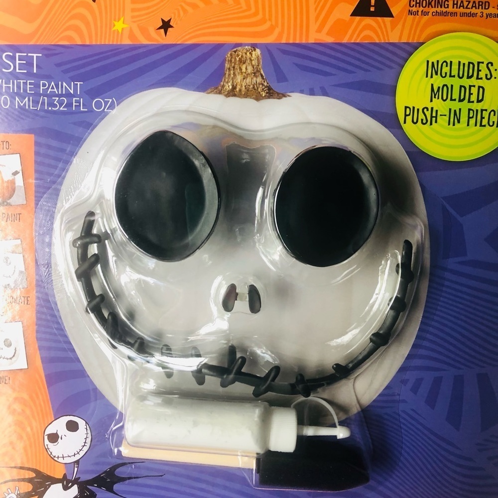 JS Pumpkin Decorating Kit - Picture 4 of 10